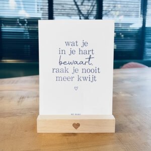 Troostkaart - Wat je in je hart bewaart - zwart hartje